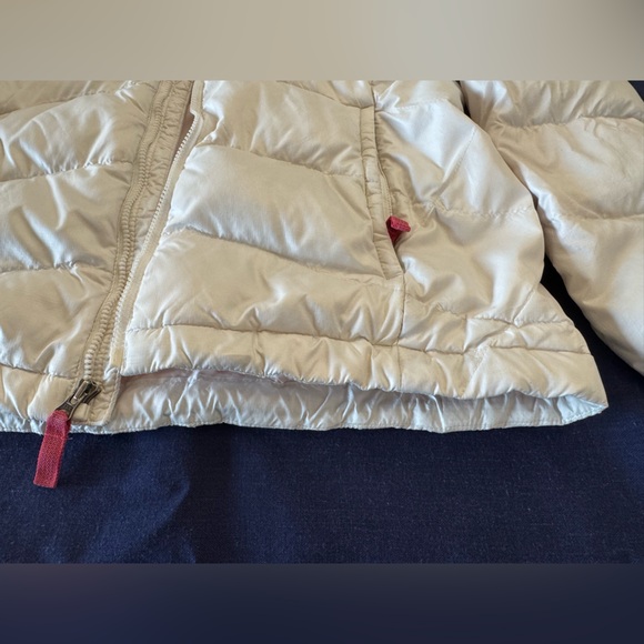 Patagonia Kids Hooded Puffer Jacket - Picture 4 of 13